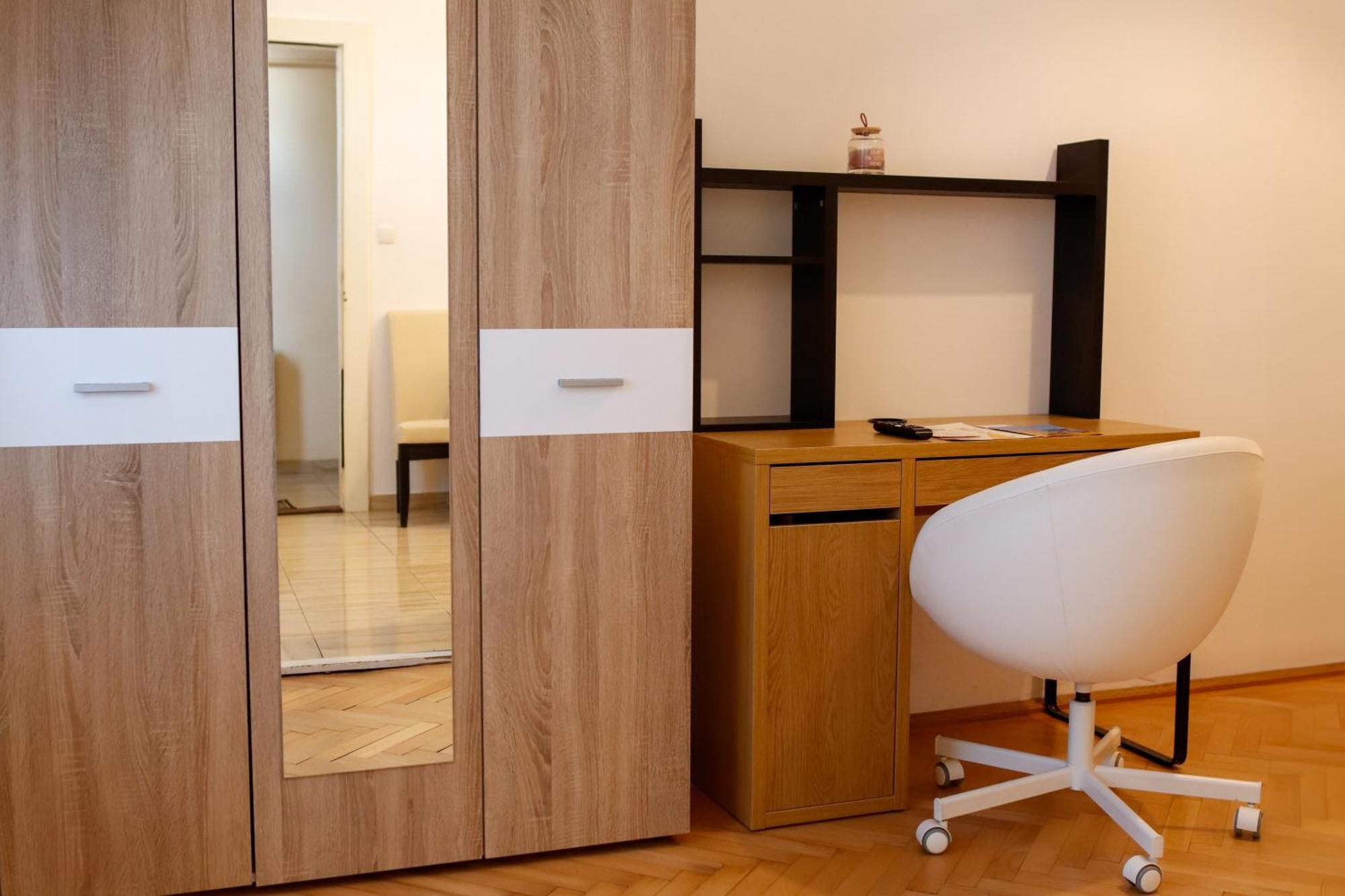 Neuhausz Residenz Ultra-Central Apartment Тимишоара Екстериор снимка